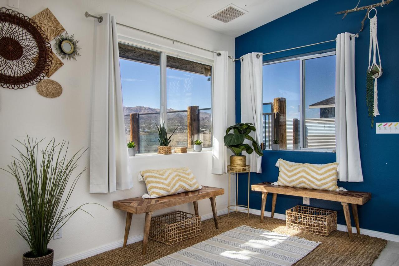 Sapphire Haven + Casita! Pool + Spa + Movie Theatre + 10 Min To Monument! Joshua Tree Exterior photo