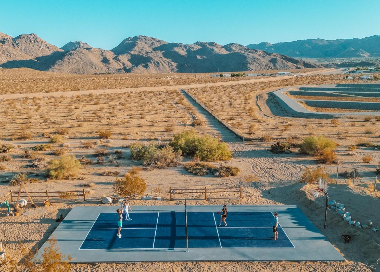 Sapphire Haven + Casita! Pool + Spa + Movie Theatre + 10 Min To Monument! Joshua Tree Exterior photo